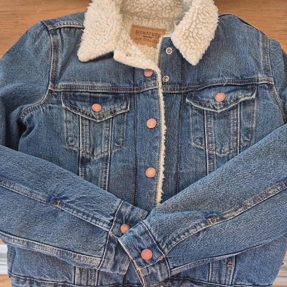 Levi's Jackets & Blazers - Levi's Signature Sherpa Lined Denim Jacket